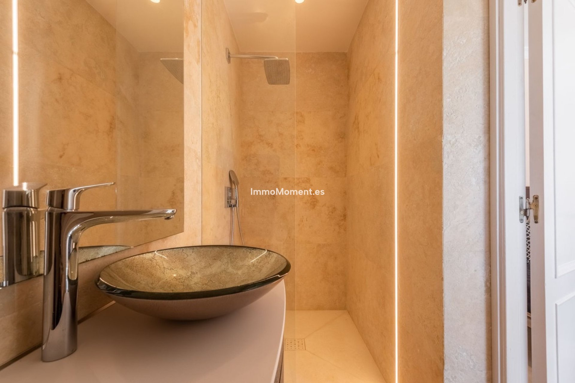 Reventa - Villa independiente - Estepona  - Estepona Centro