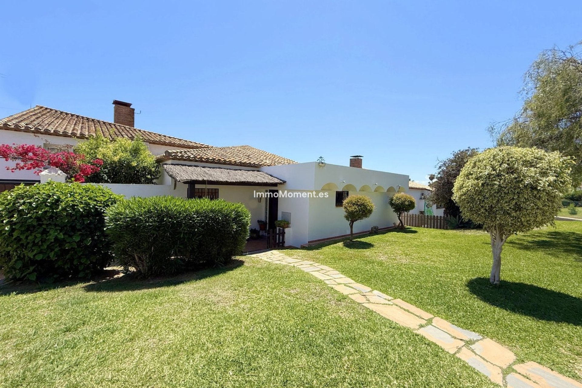 Reventa - Villa independiente - Estepona  - Estepona Centro