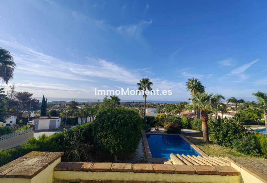 Reventa - Villa independiente - Estepona  - Estepona Centro