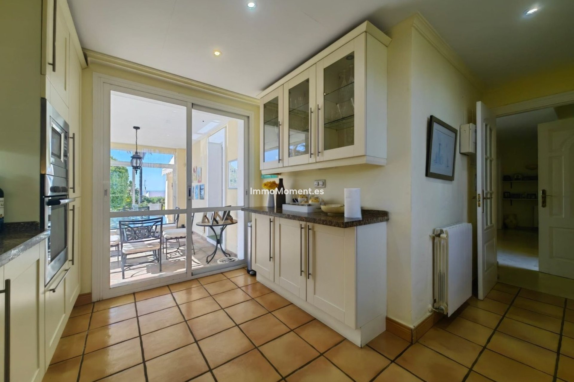 Reventa - Villa independiente - Estepona  - Estepona Centro
