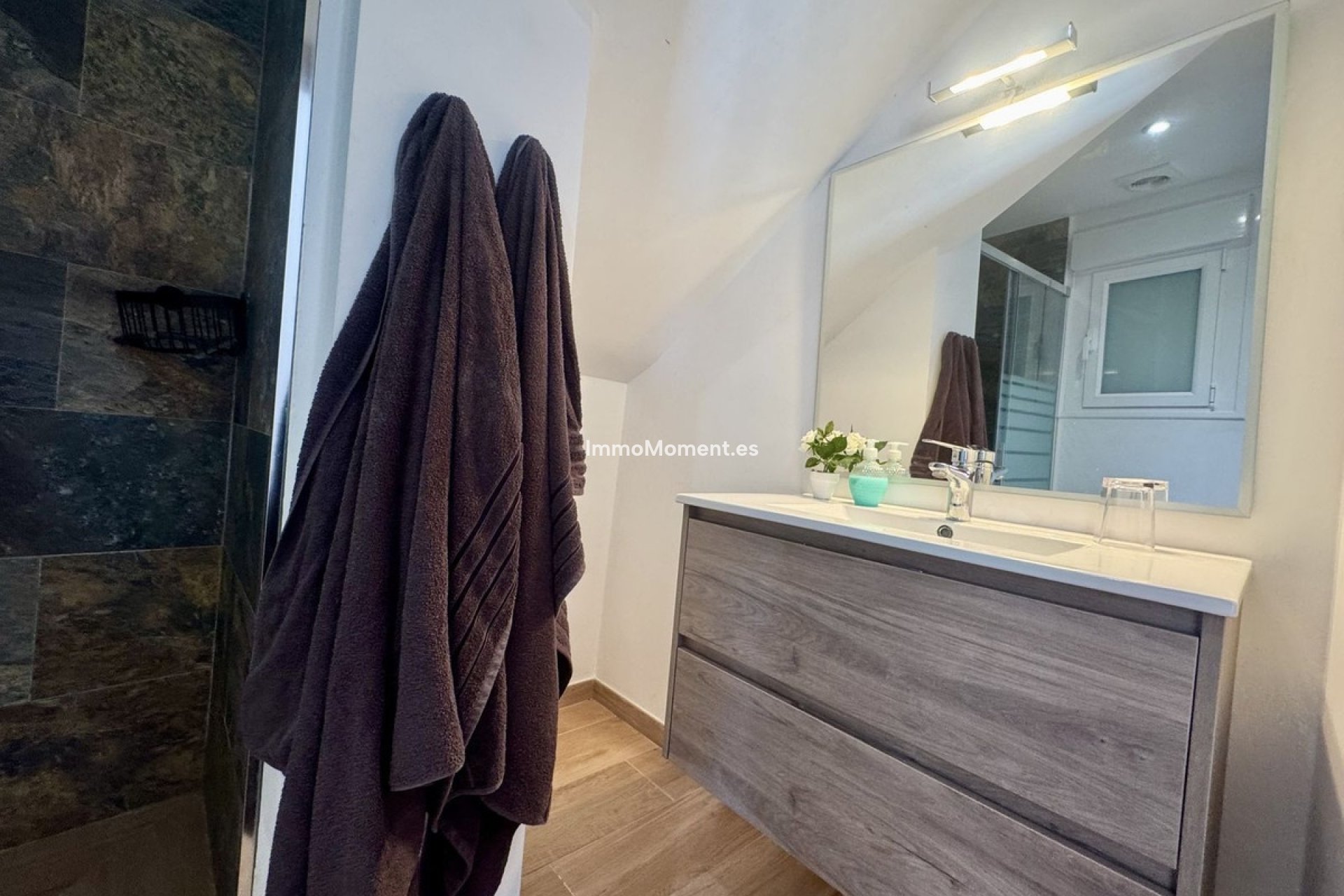 Reventa - Villa independiente - Estepona  - Estepona Centro