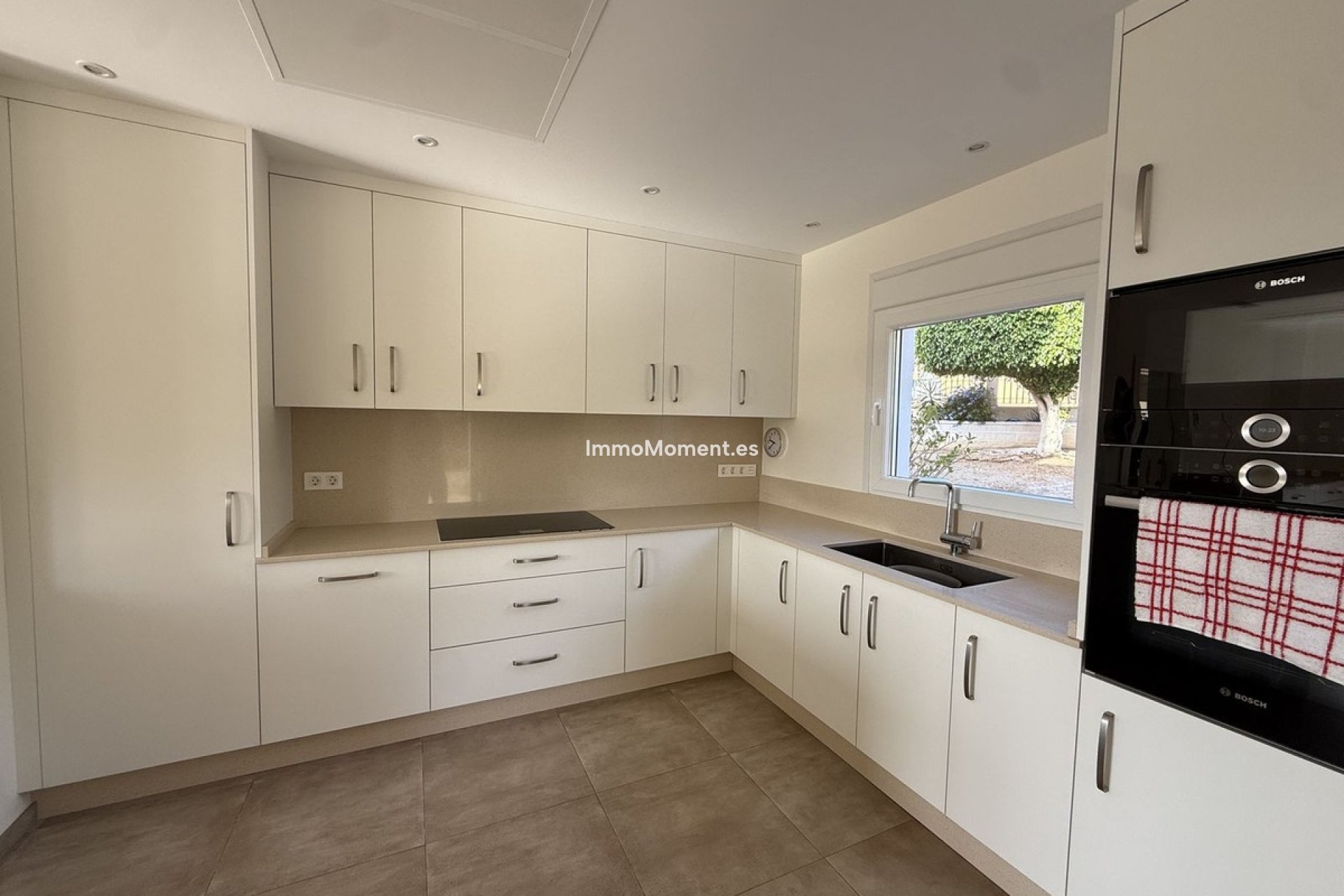 Reventa - Villa independiente - Estepona  - Estepona Centro