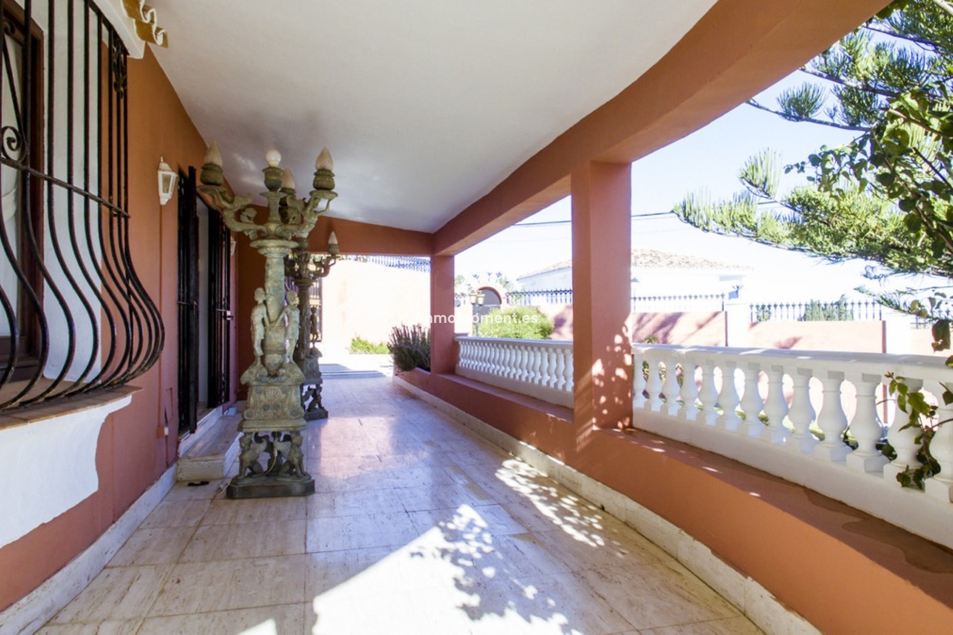 Reventa - Villa independiente - Estepona  - Estepona Centro