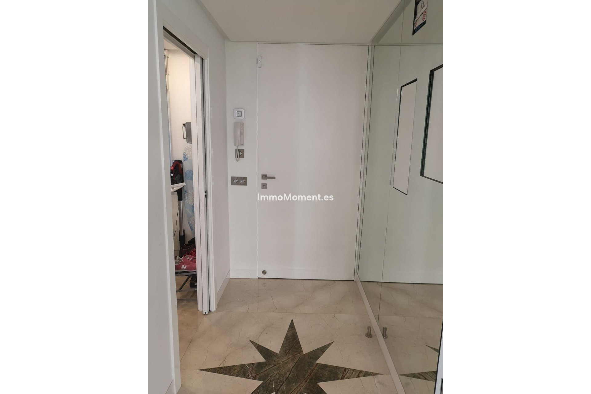 Reventa - Villa independiente - Estepona  - Estepona Centro