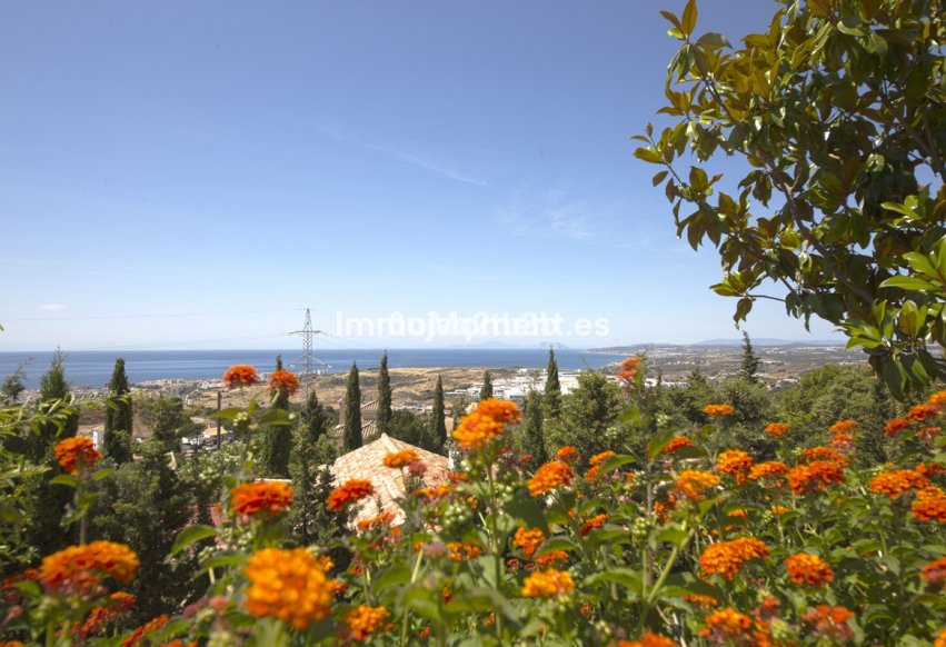 Reventa - Villa independiente - Estepona  - Estepona Centro