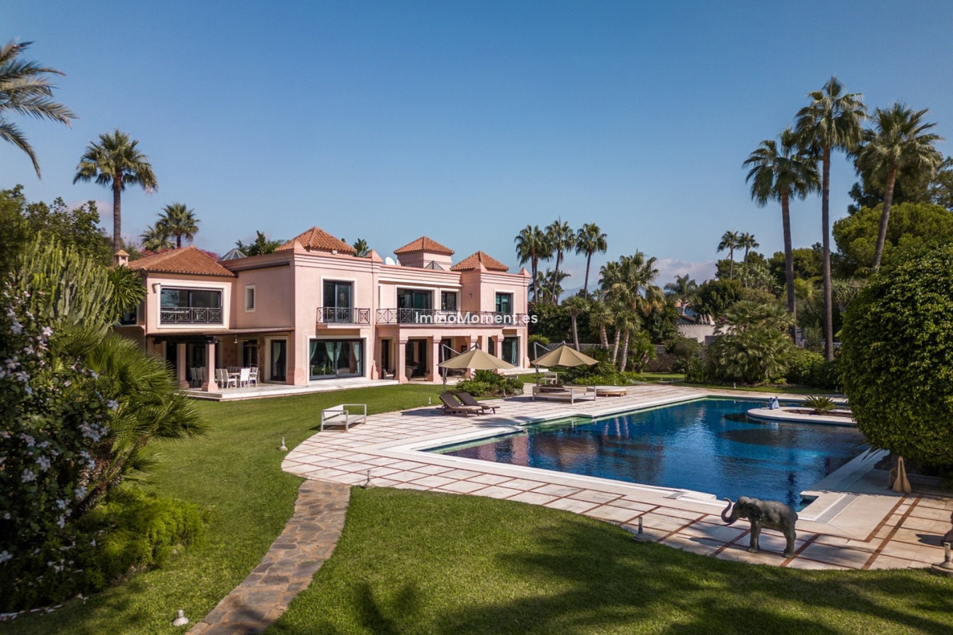 Reventa - Villa independiente - Estepona  - Estepona Centro