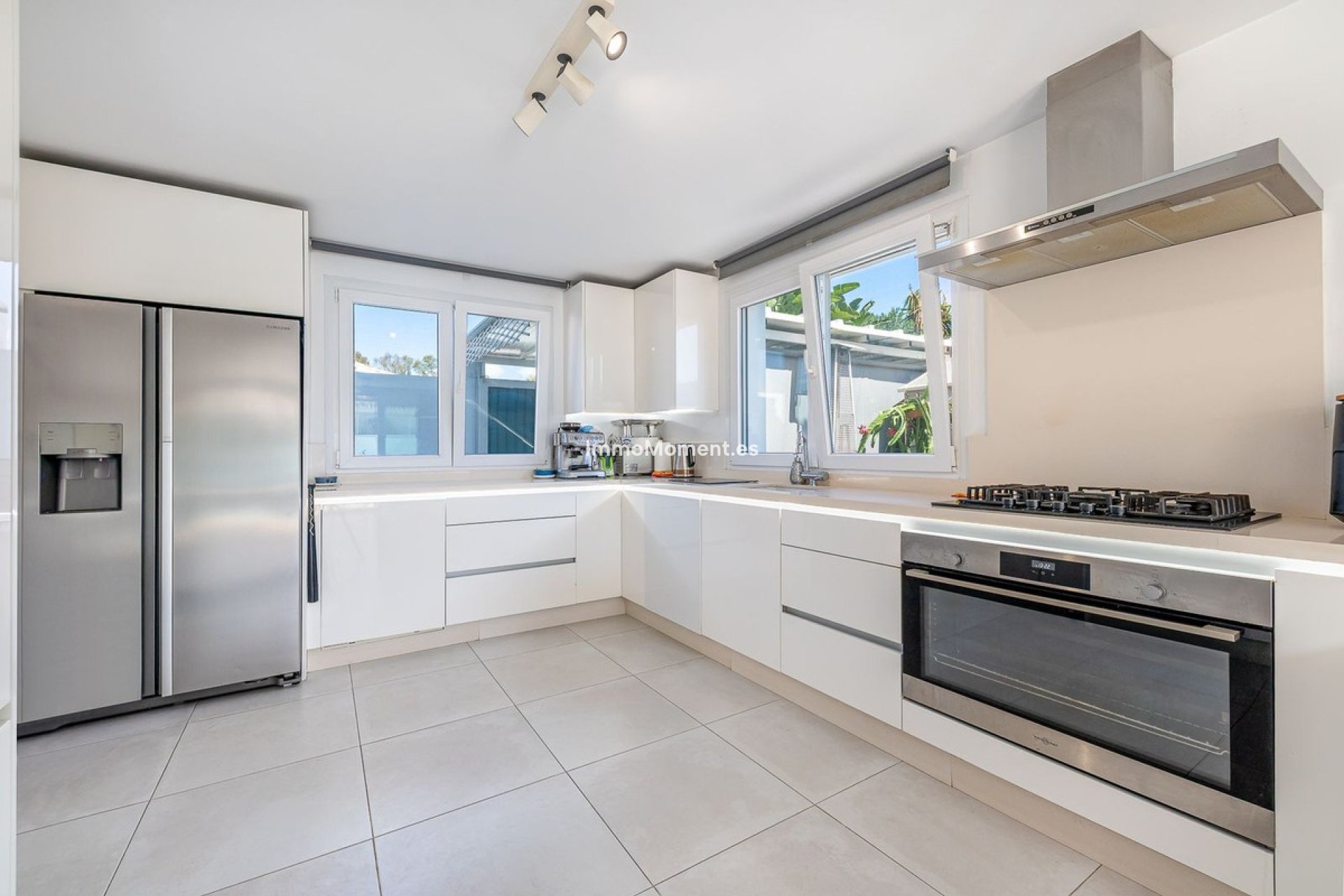 Reventa - Villa independiente - Estepona  - Estepona Centro