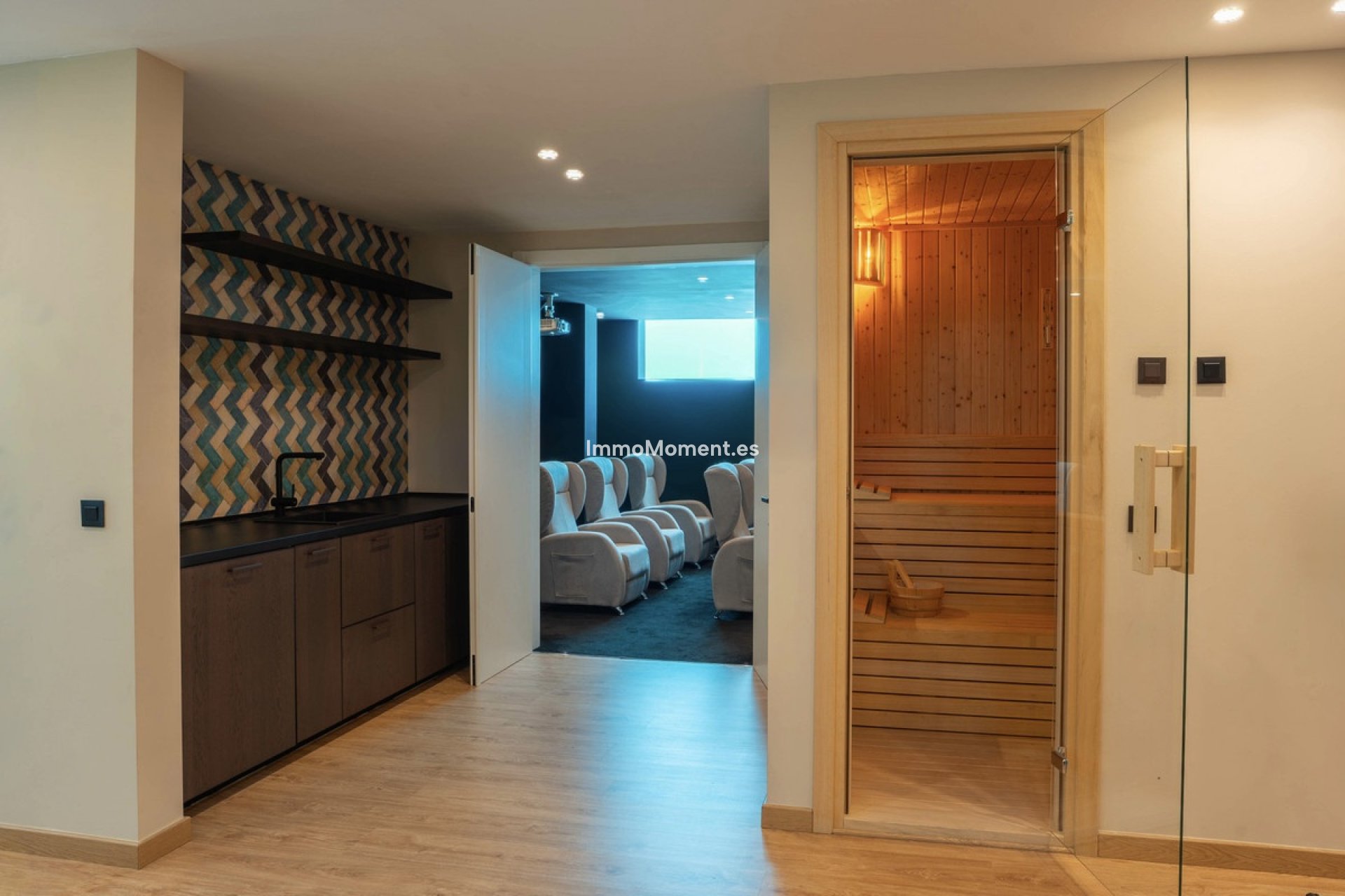Reventa - Villa independiente - Estepona  - Estepona Centro