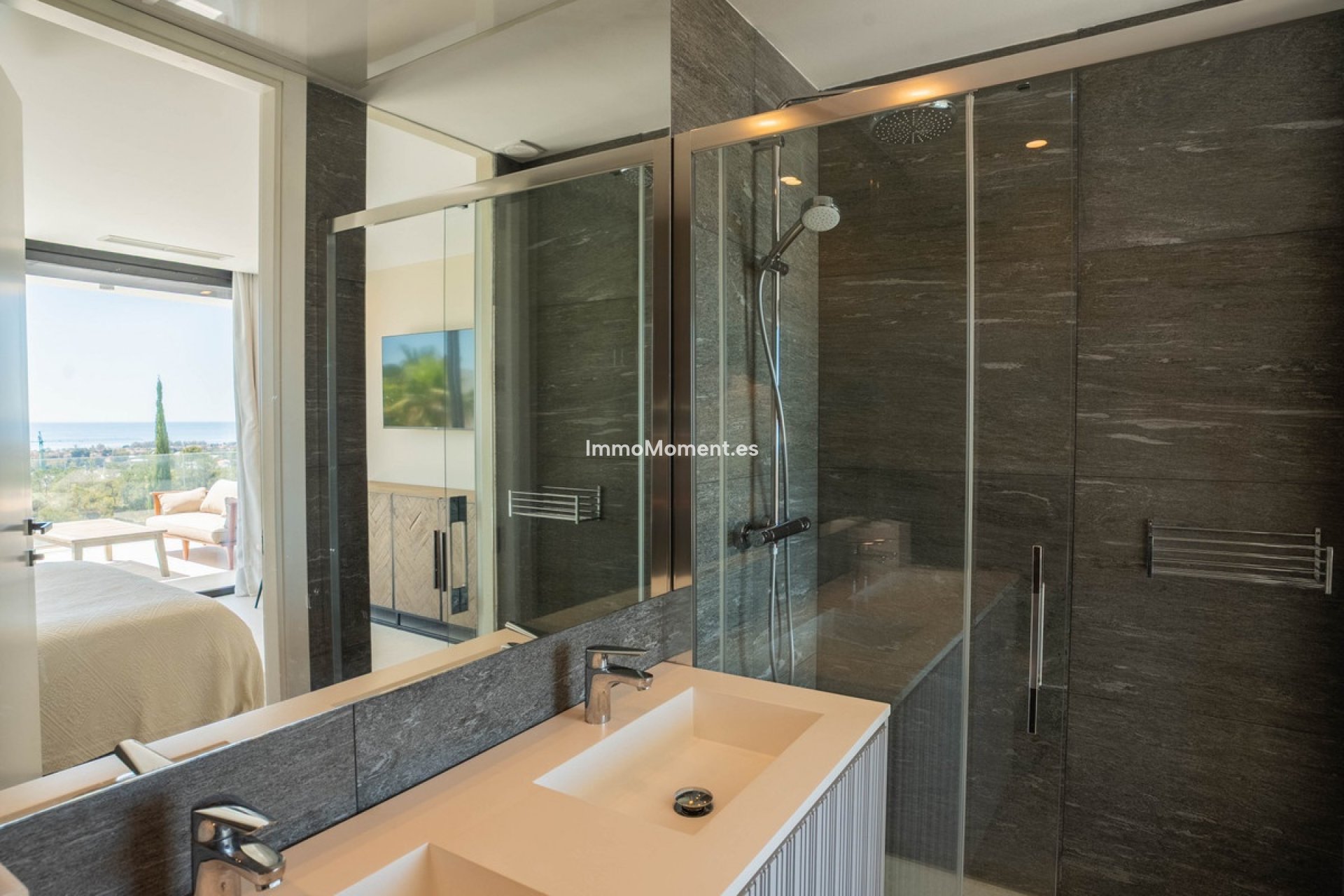 Reventa - Villa independiente - Estepona  - Estepona Centro