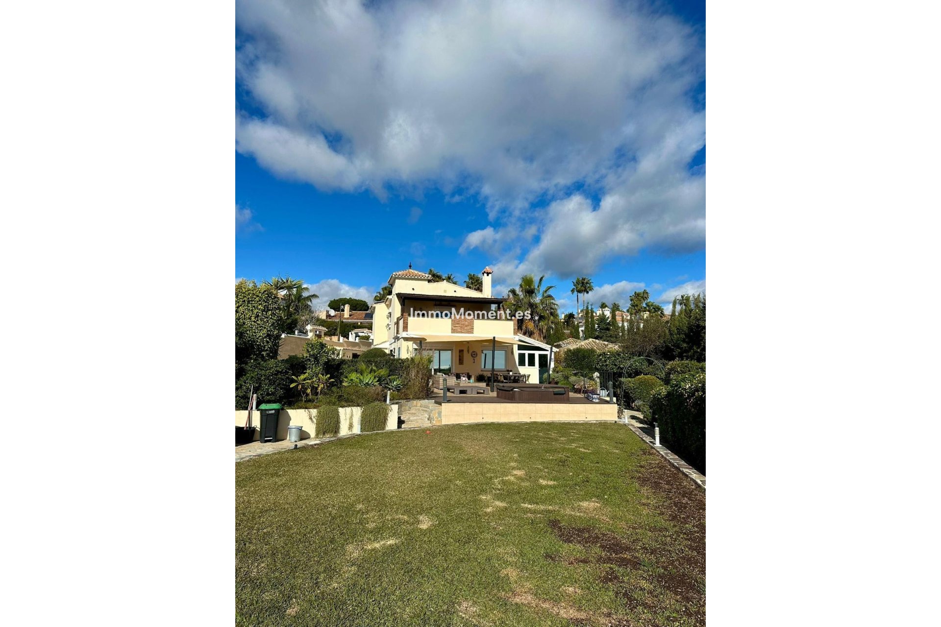 Reventa - Villa independiente - Estepona  - Estepona Centro