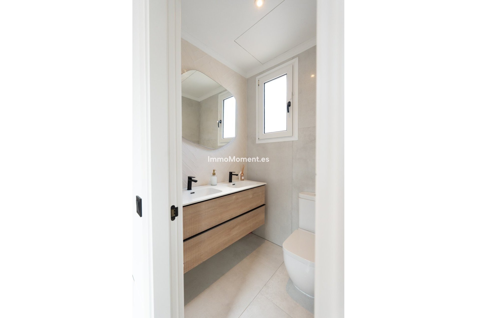 Reventa - Villa independiente - Estepona  - Estepona Centro