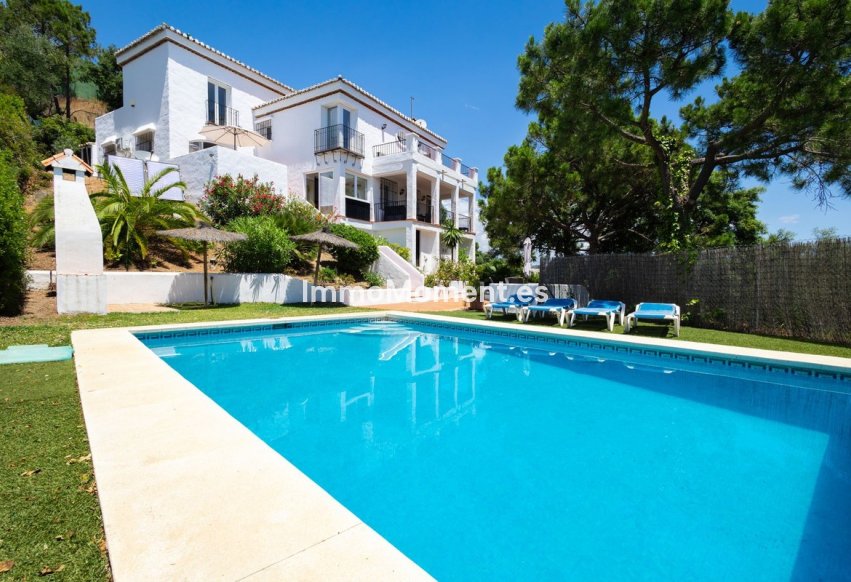 Reventa - Villa independiente - Estepona  - Estepona Centro