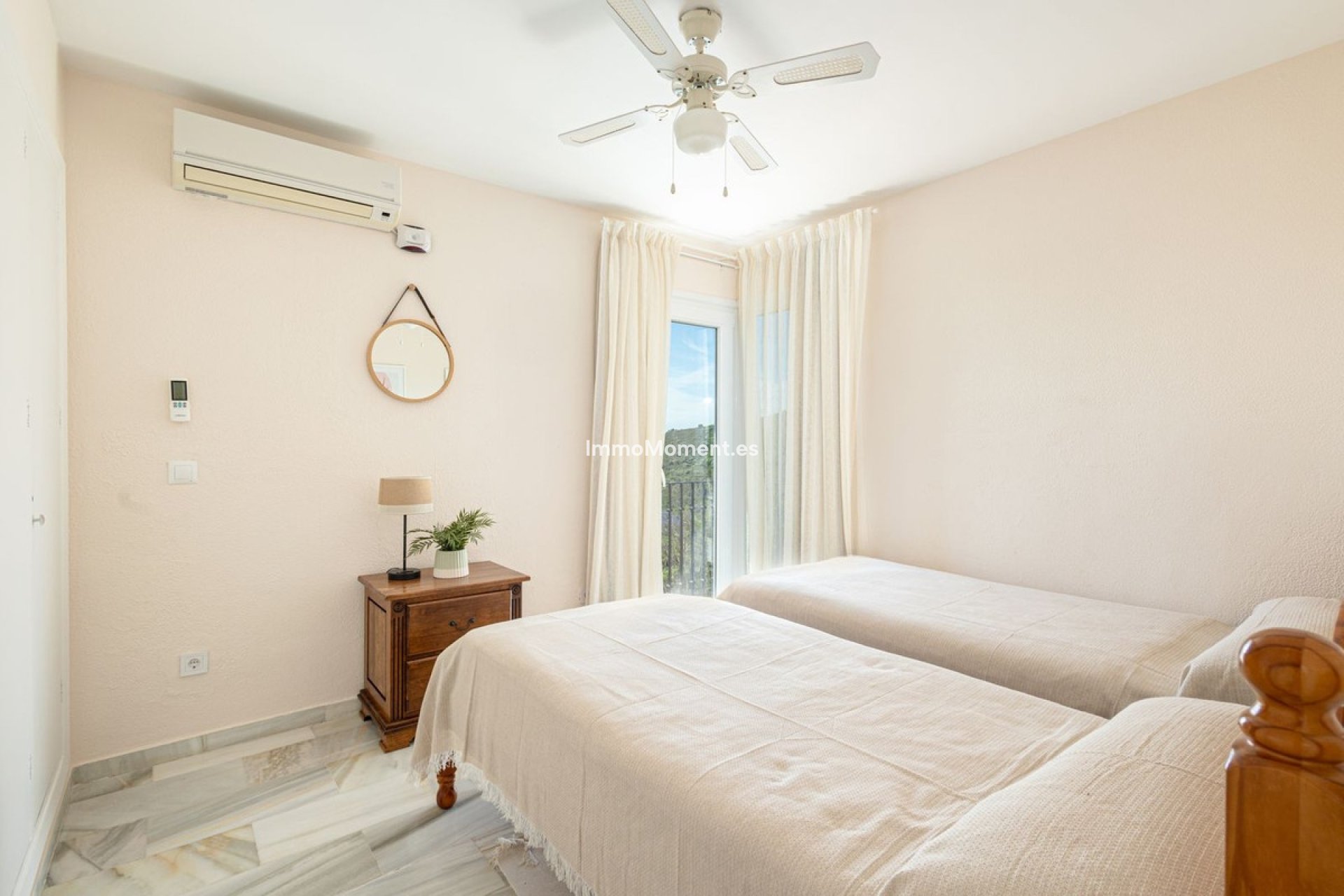 Reventa - Villa independiente - Estepona  - Estepona Centro