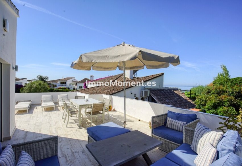 Reventa - Villa independiente - Estepona  - Estepona Centro