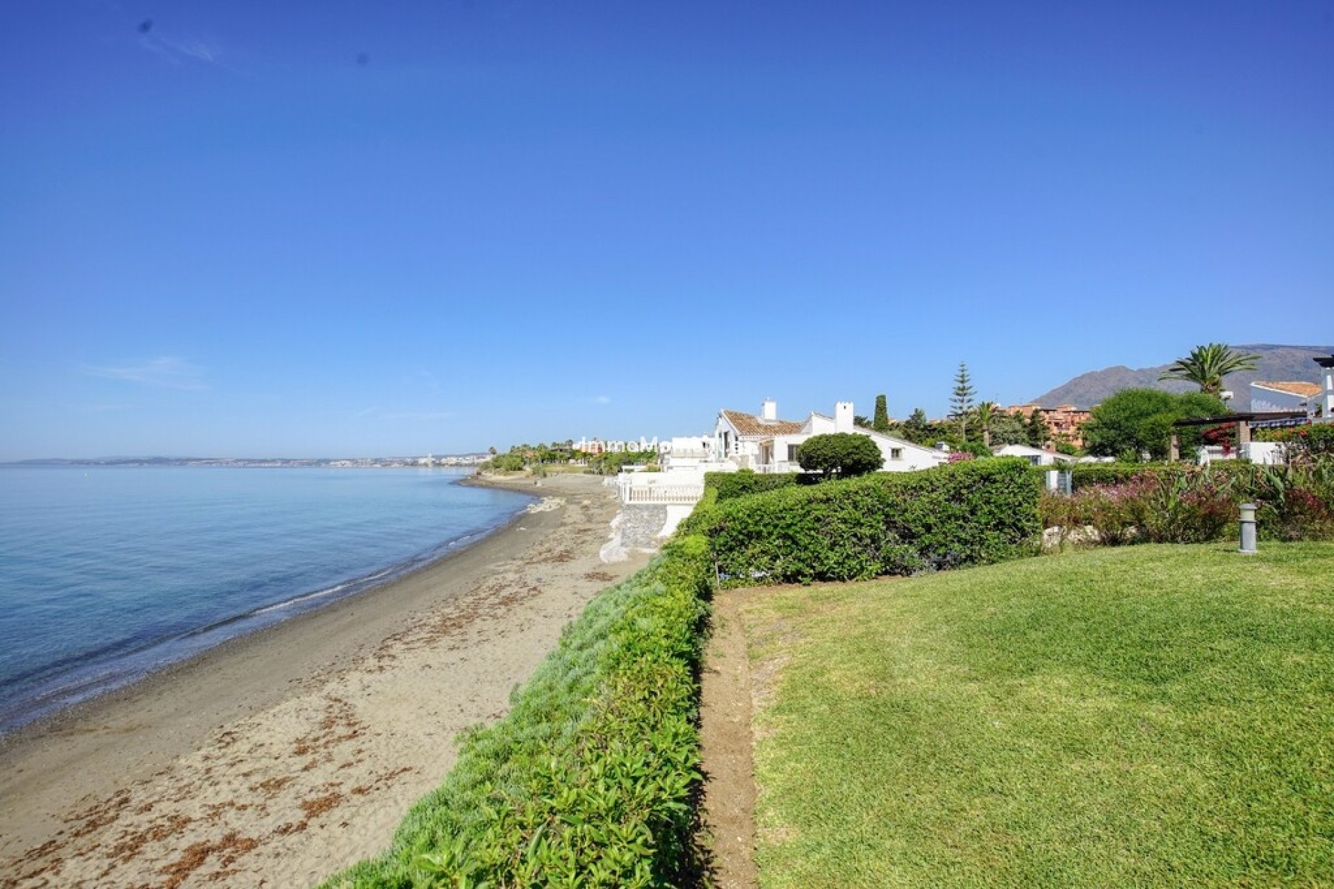 Reventa - Villa independiente - Estepona  - Estepona Centro