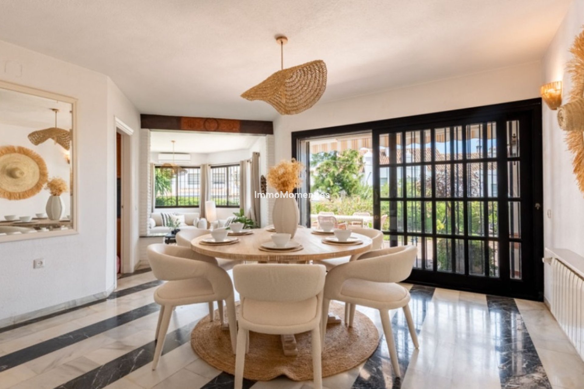 Reventa - Villa independiente - Estepona  - Estepona Centro