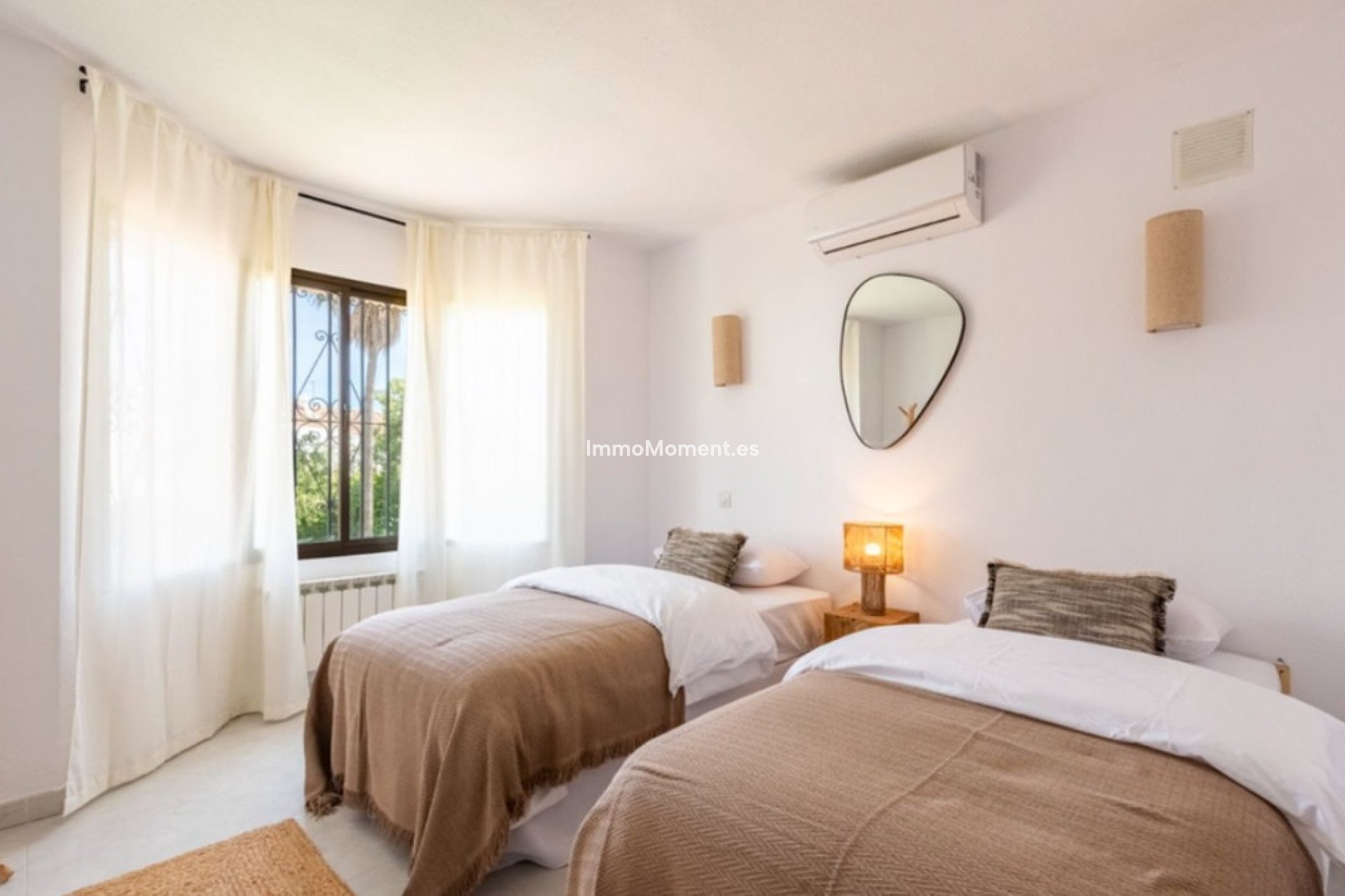 Reventa - Villa independiente - Estepona  - Estepona Centro