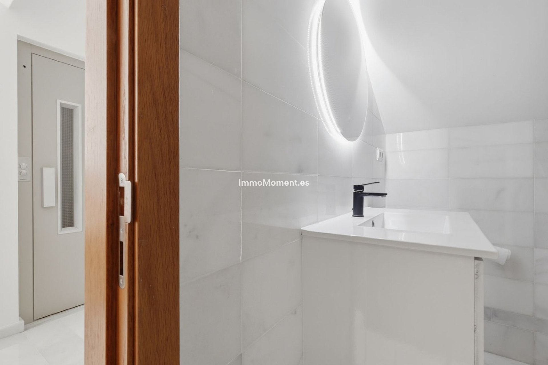 Reventa - Villa independiente - Estepona  - Estepona Centro