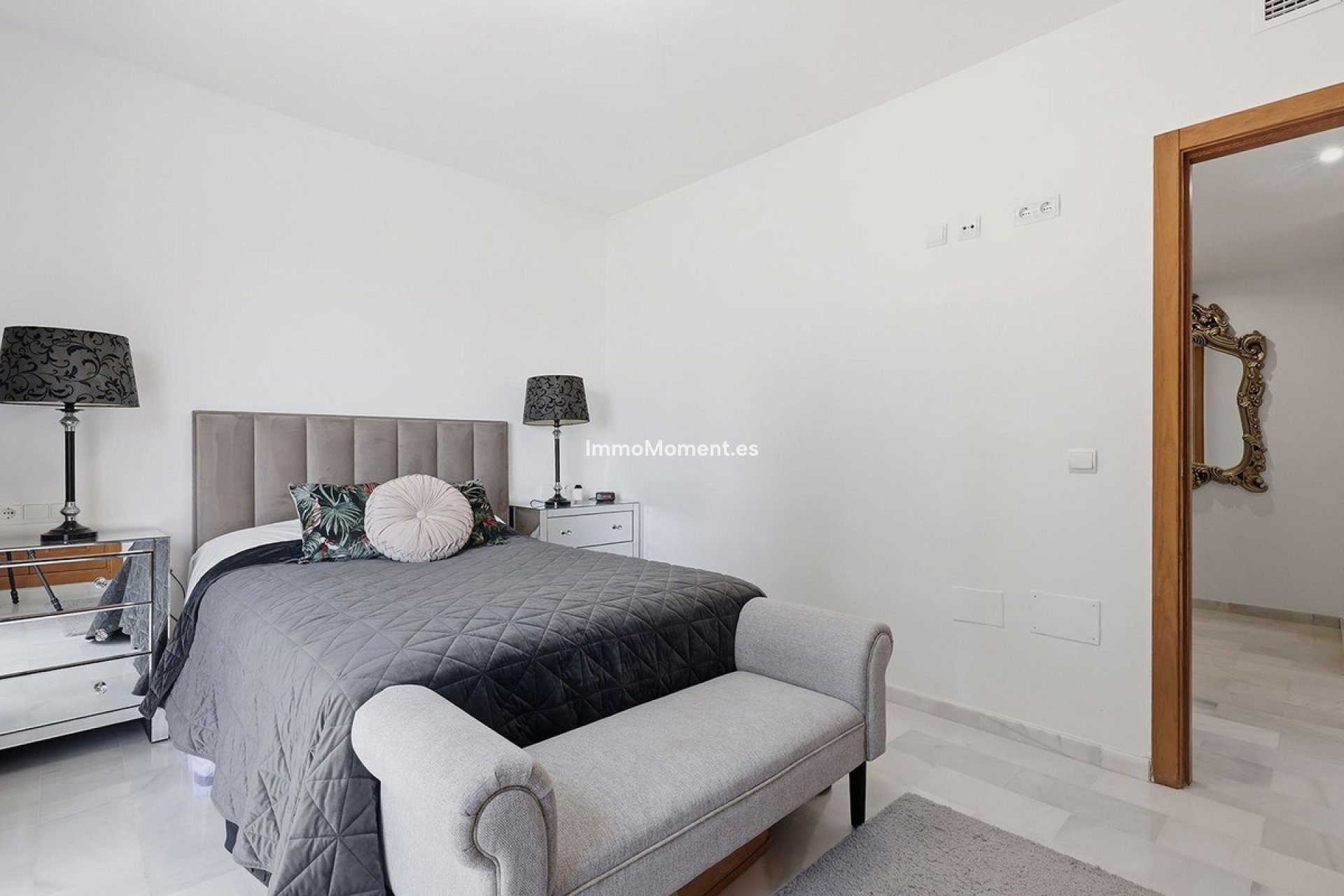 Reventa - Villa independiente - Estepona  - Estepona Centro