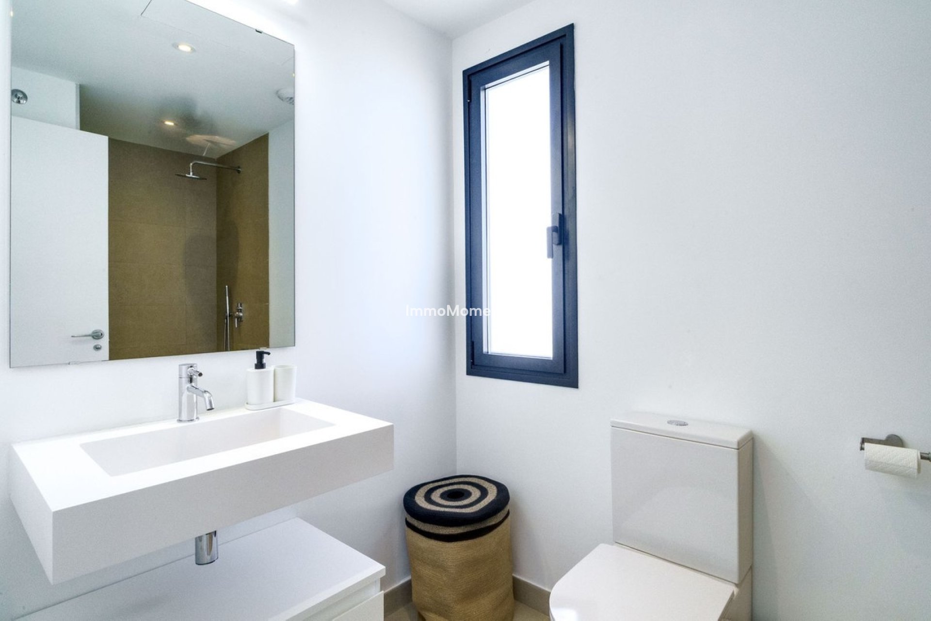 Reventa - Villa independiente - Estepona  - Estepona Centro