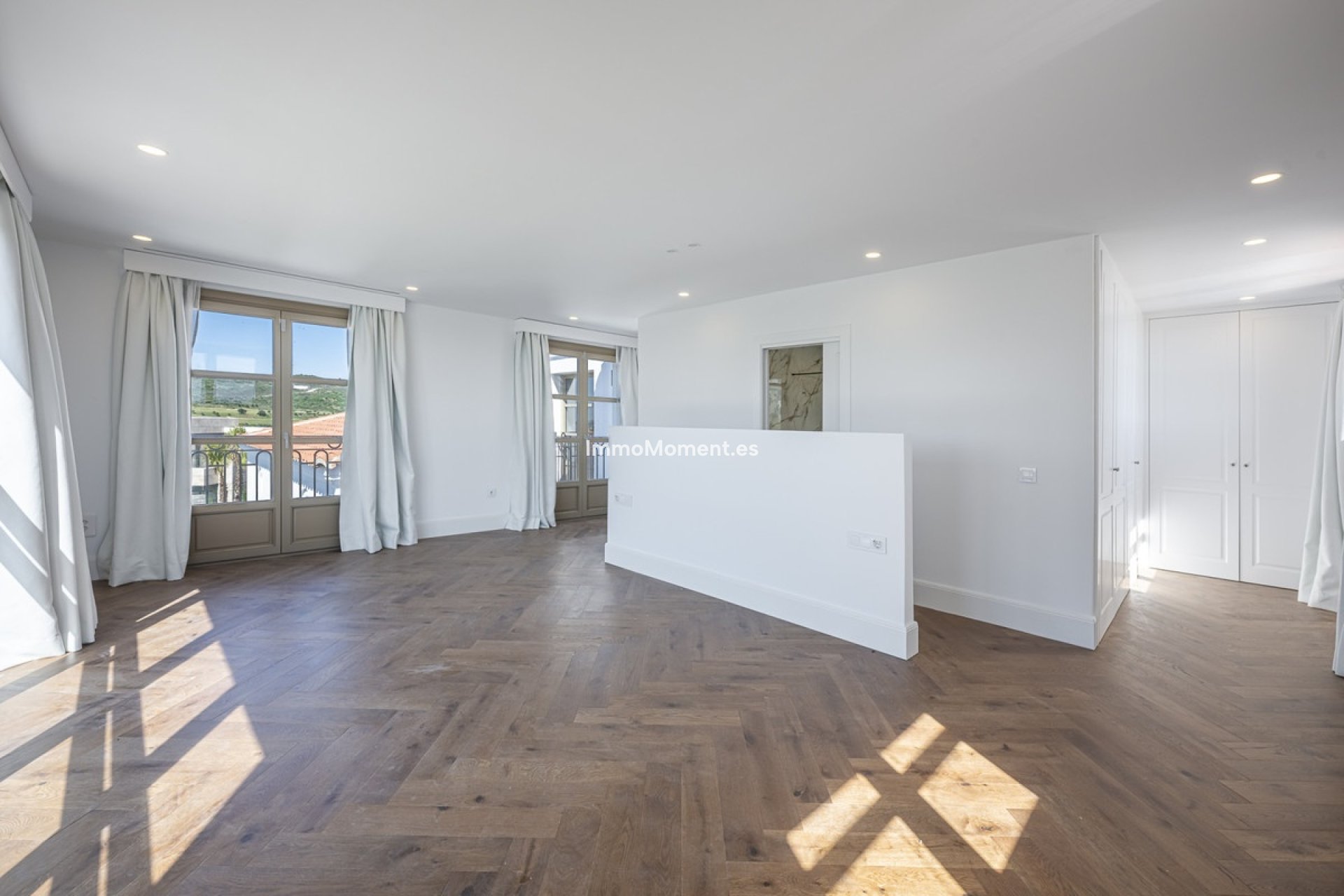 Reventa - Villa independiente - Estepona  - Estepona Centro