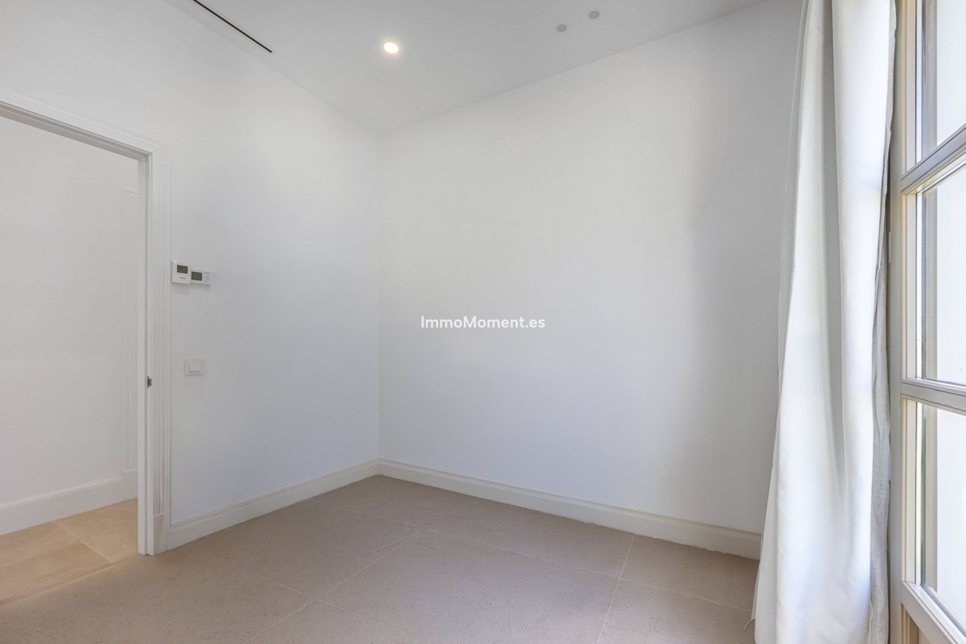 Reventa - Villa independiente - Estepona  - Estepona Centro