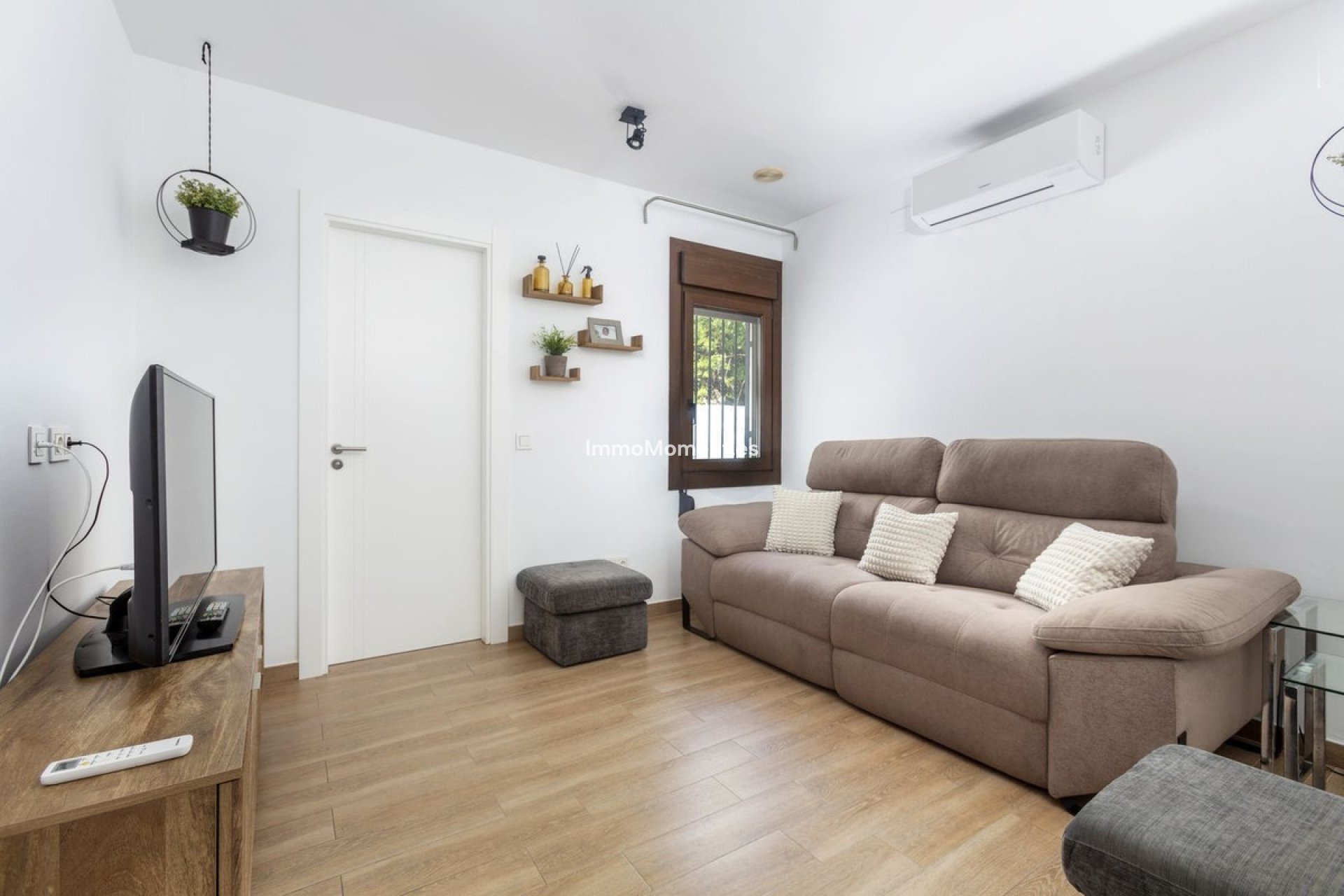 Reventa - Villa independiente - Estepona  - Estepona Centro