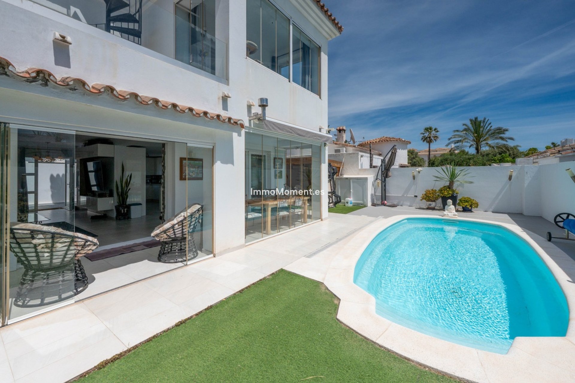 Reventa - Villa independiente - Estepona  - Estepona Centro