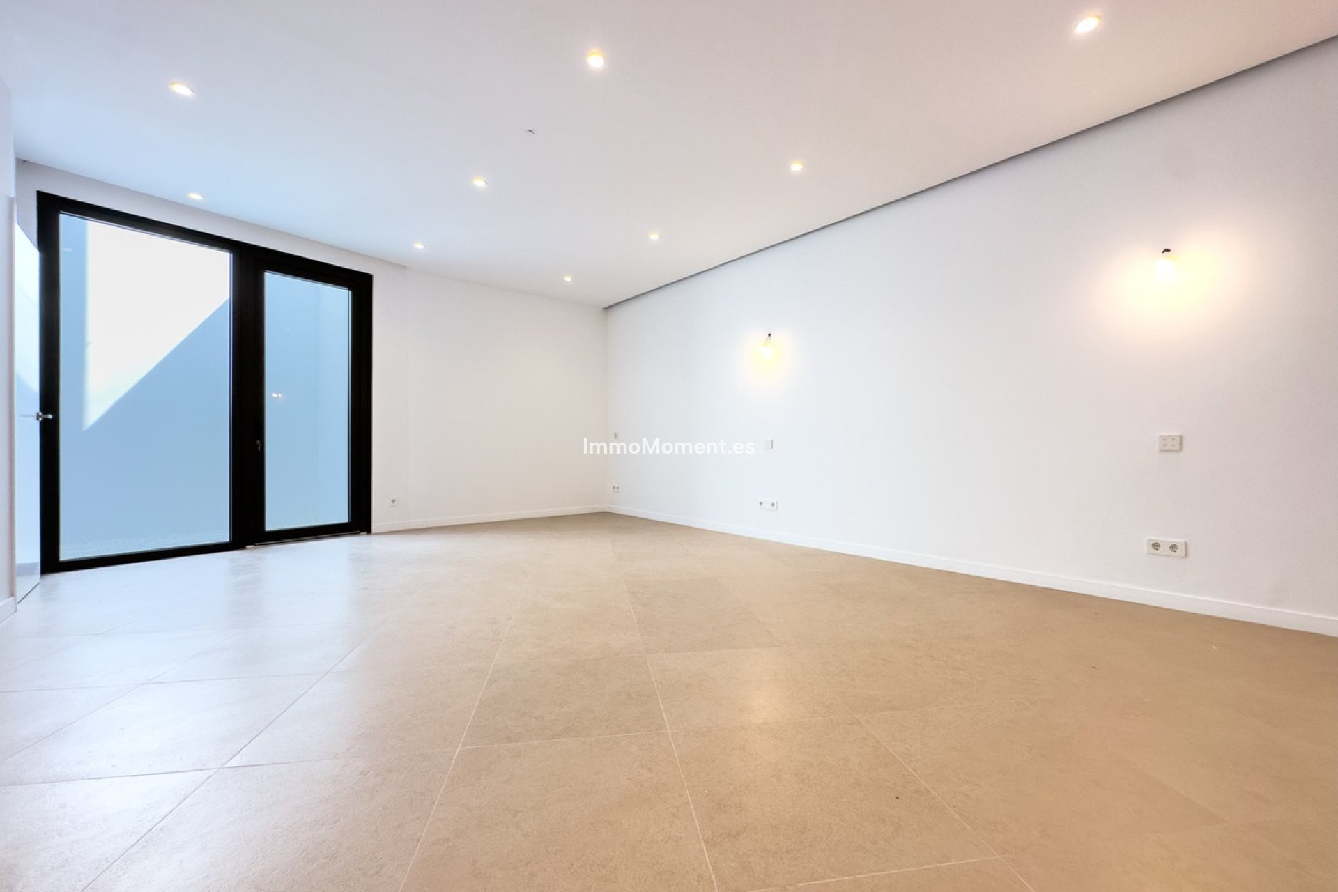 Reventa - Villa independiente - Estepona  - Estepona Centro