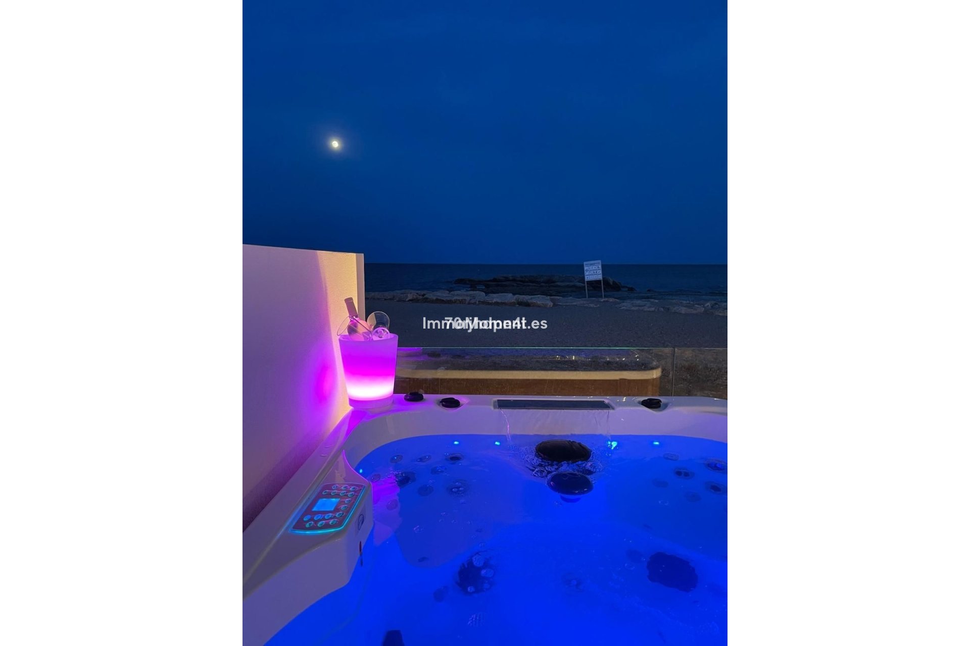Reventa - Villa independiente - Estepona  - Estepona Centro