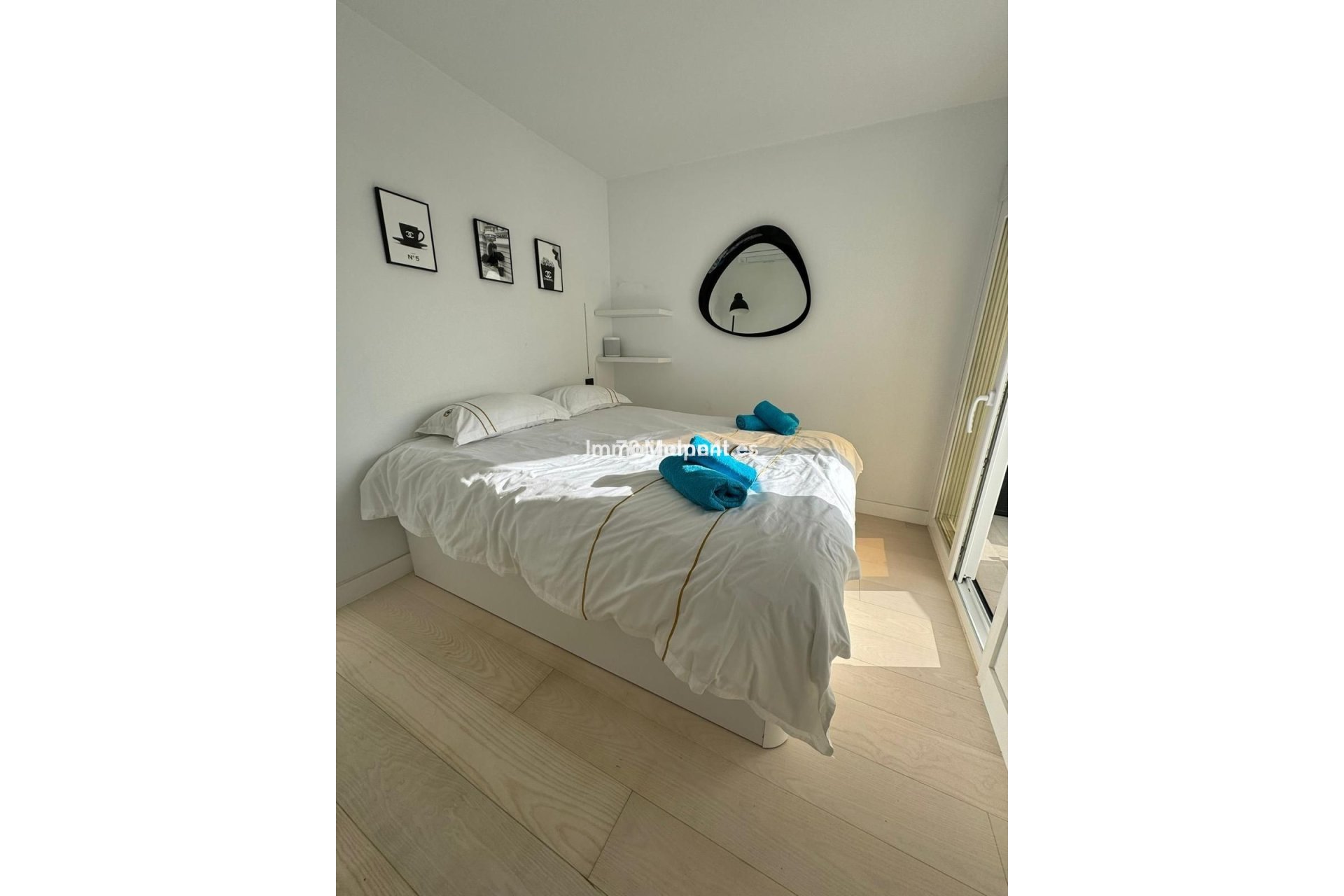 Reventa - Villa independiente - Estepona  - Estepona Centro