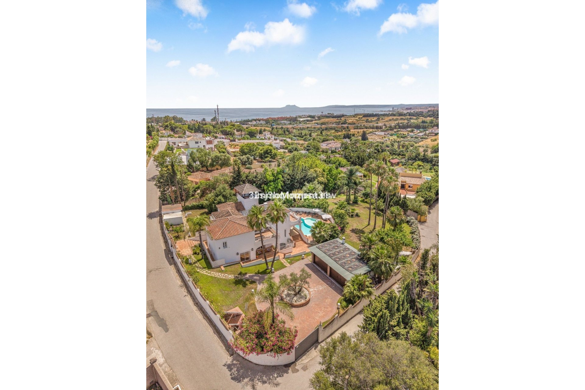 Reventa - Villa independiente - Estepona  - Estepona Centro