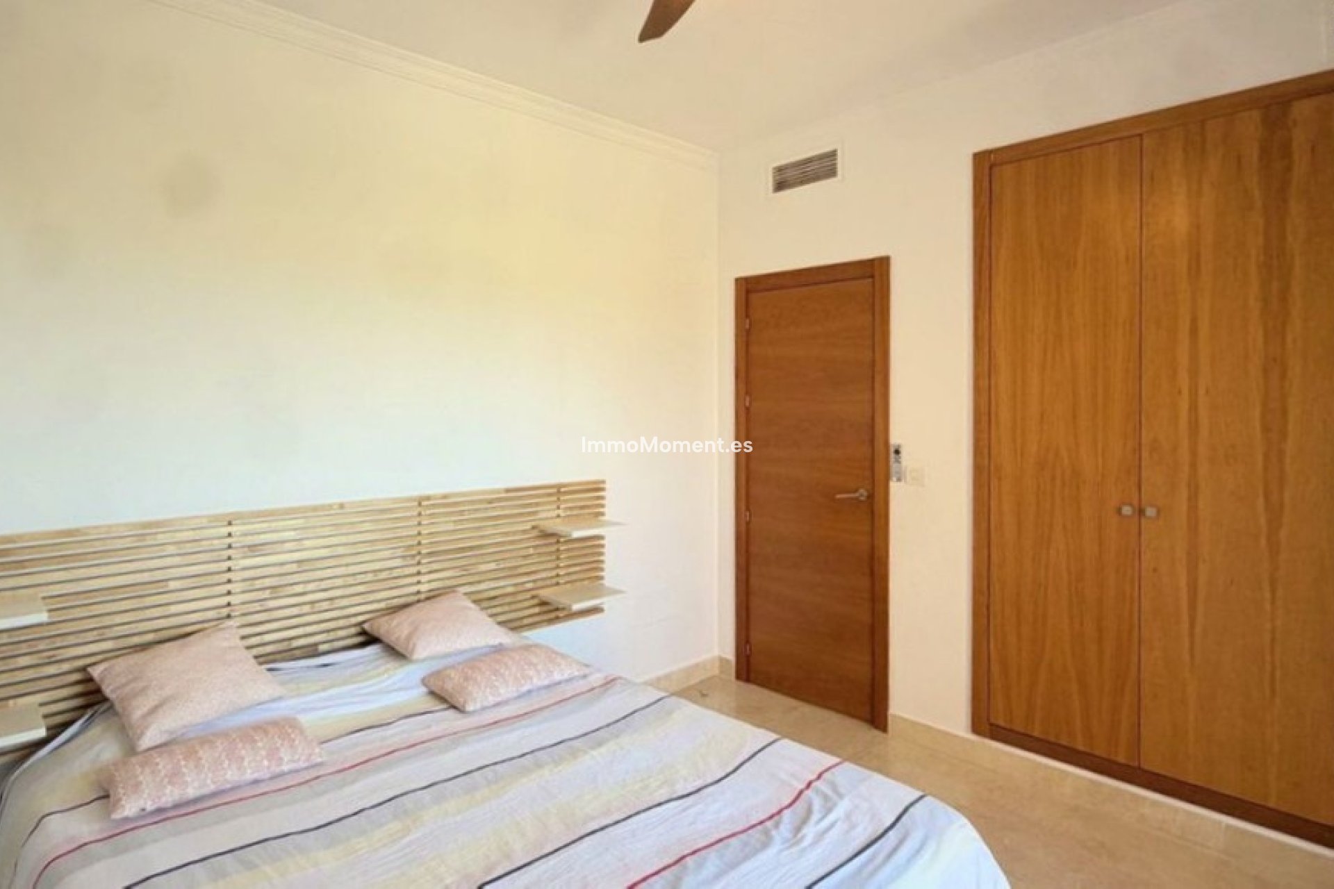Reventa - Villa independiente - Estepona  - Estepona Centro