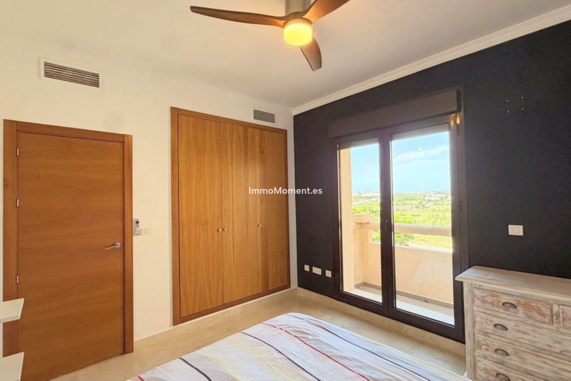 Reventa - Villa independiente - Estepona  - Estepona Centro