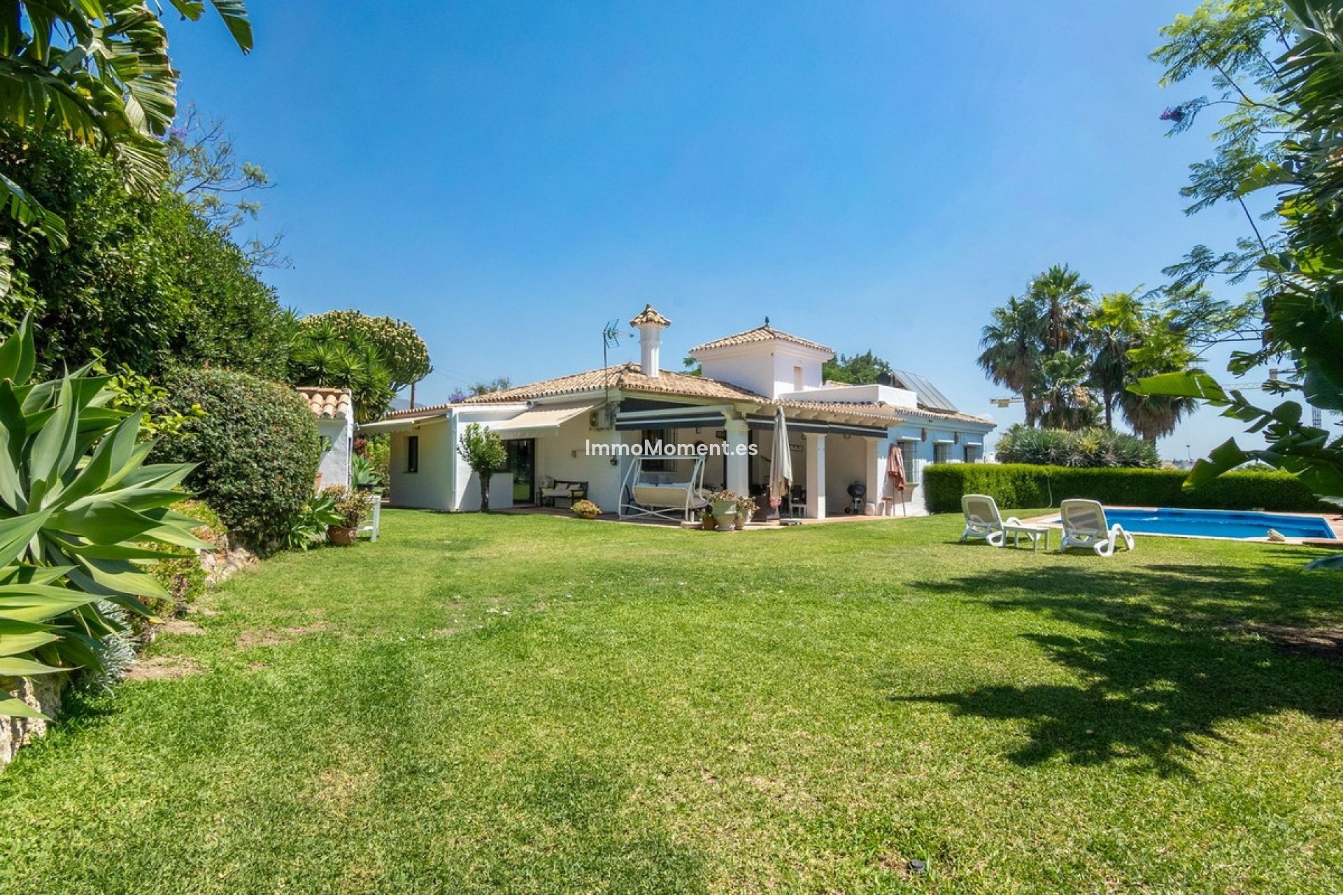Reventa - Villa independiente - Estepona  - Estepona Centro