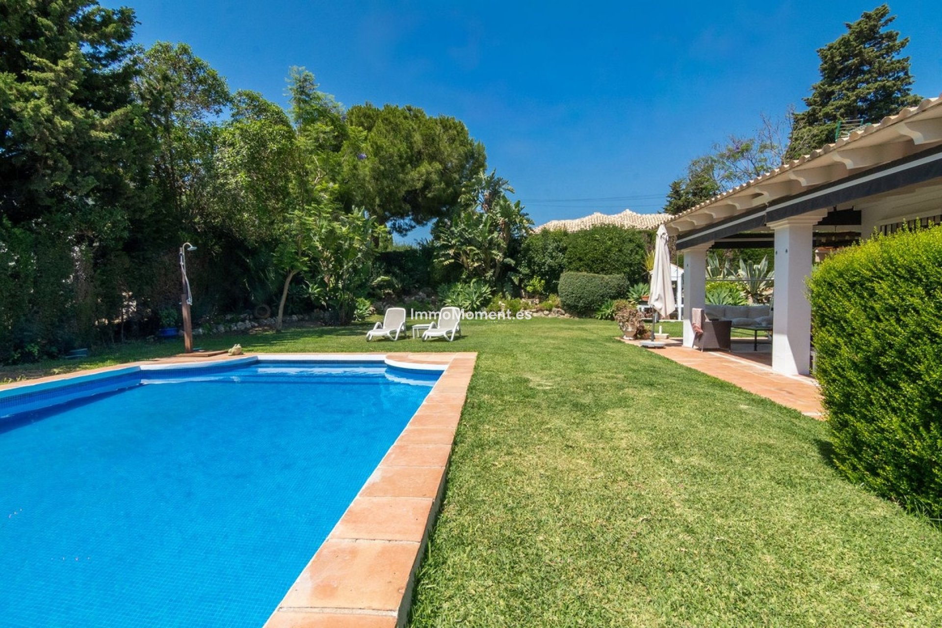 Reventa - Villa independiente - Estepona  - Estepona Centro