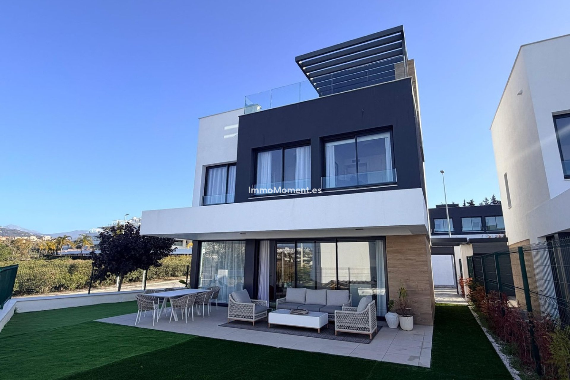 Reventa - Villa independiente - Estepona  - Estepona Centro