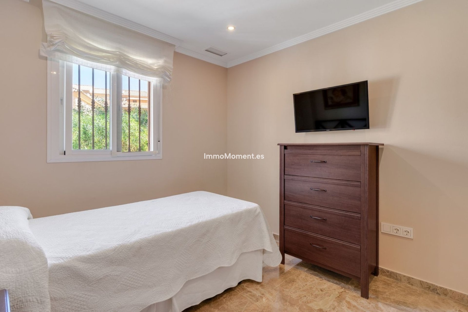 Reventa - Villa independiente - Estepona  - Estepona Centro