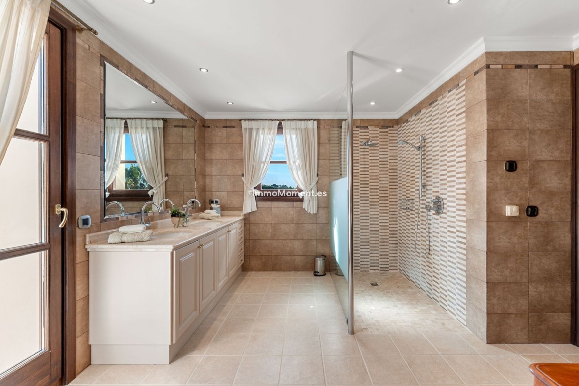 Reventa - Villa independiente - Estepona  - Estepona Centro