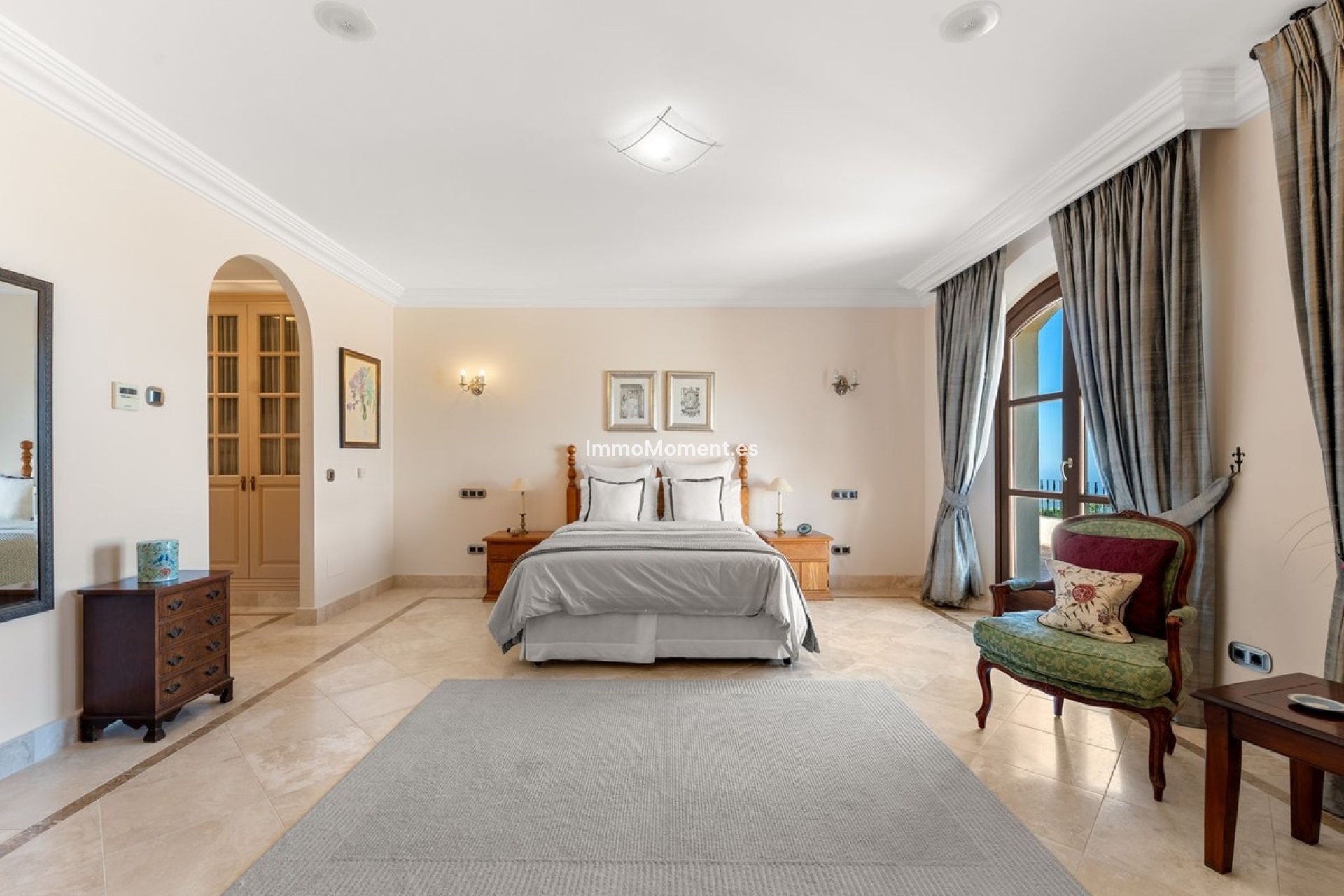 Reventa - Villa independiente - Estepona  - Estepona Centro