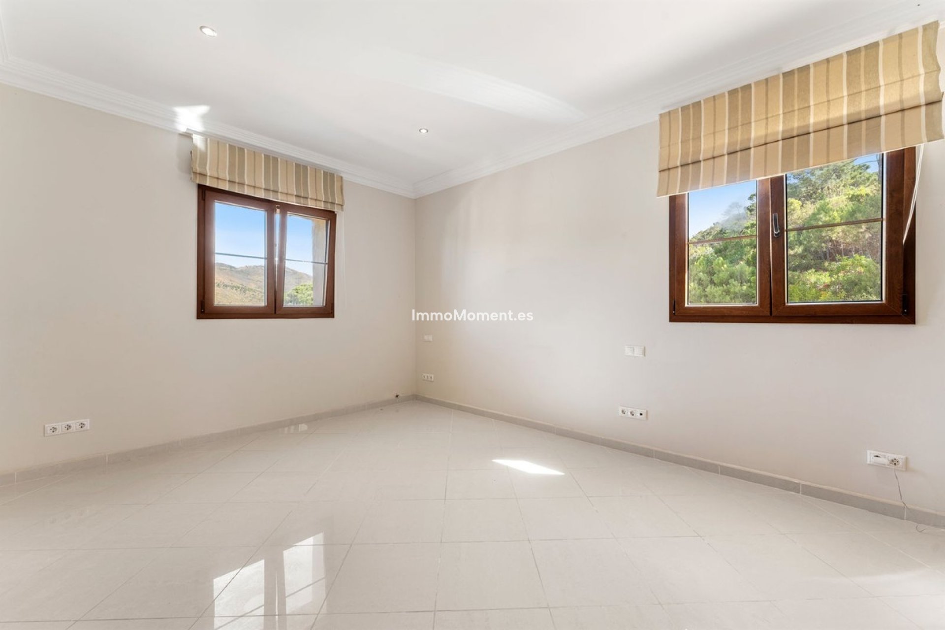 Reventa - Villa independiente - Estepona  - Estepona Centro