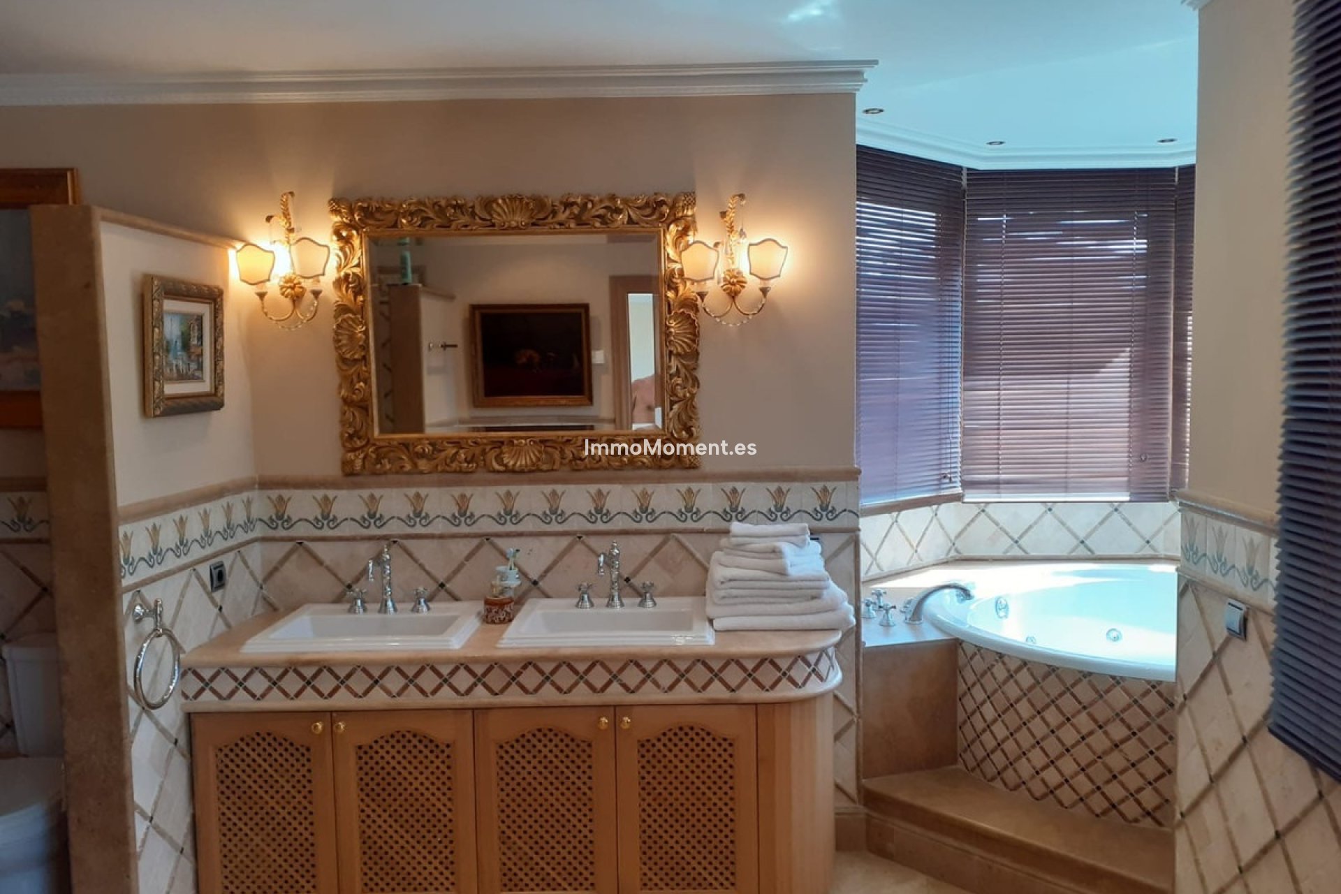 Reventa - Villa independiente - Estepona  - Estepona Centro