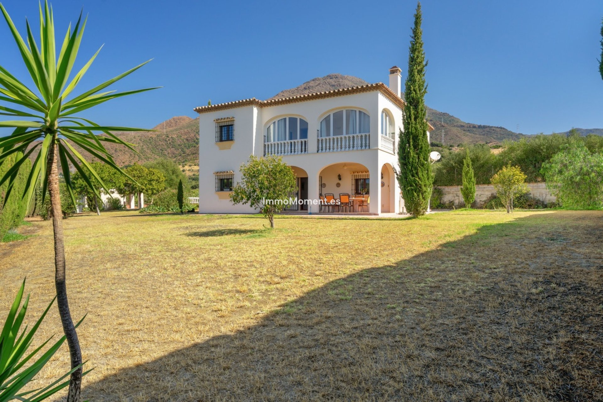 Reventa - Villa independiente - Estepona  - Estepona Centro