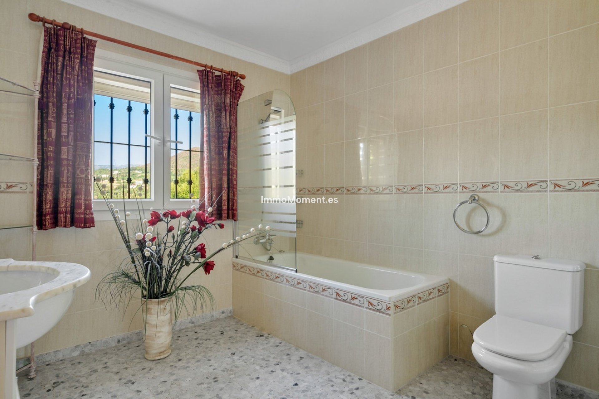 Reventa - Villa independiente - Estepona  - Estepona Centro