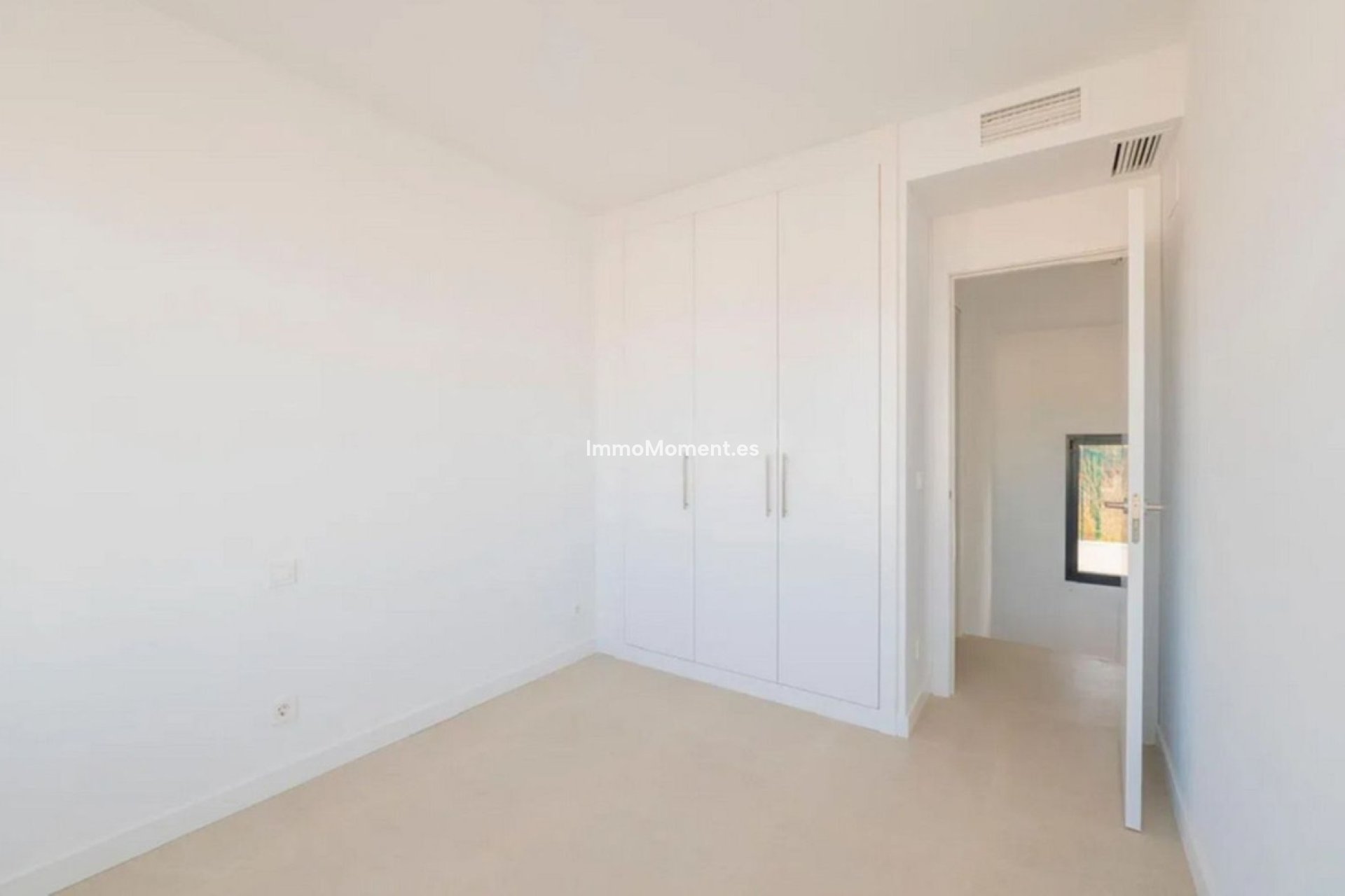 Reventa - Villa independiente - Estepona  - Estepona Centro