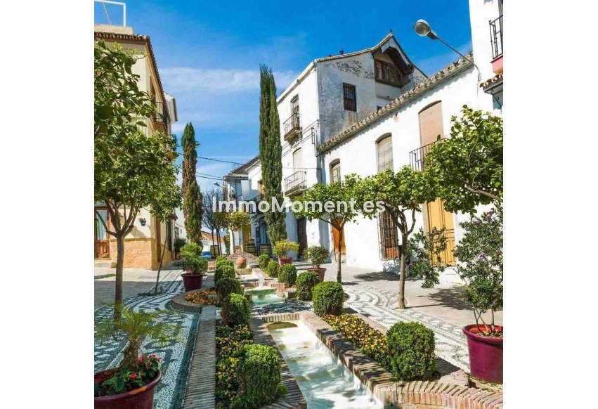 Reventa - Villa independiente - Estepona  - Estepona Centro