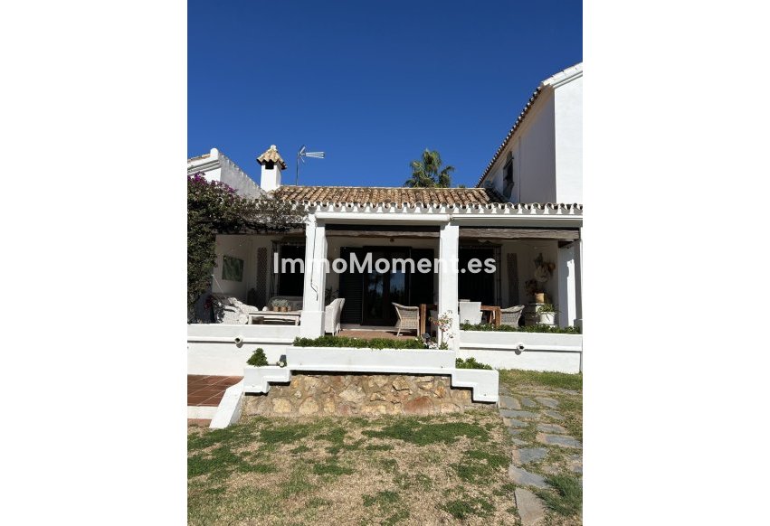 Reventa - Villa independiente - Estepona  - New Golden Mile