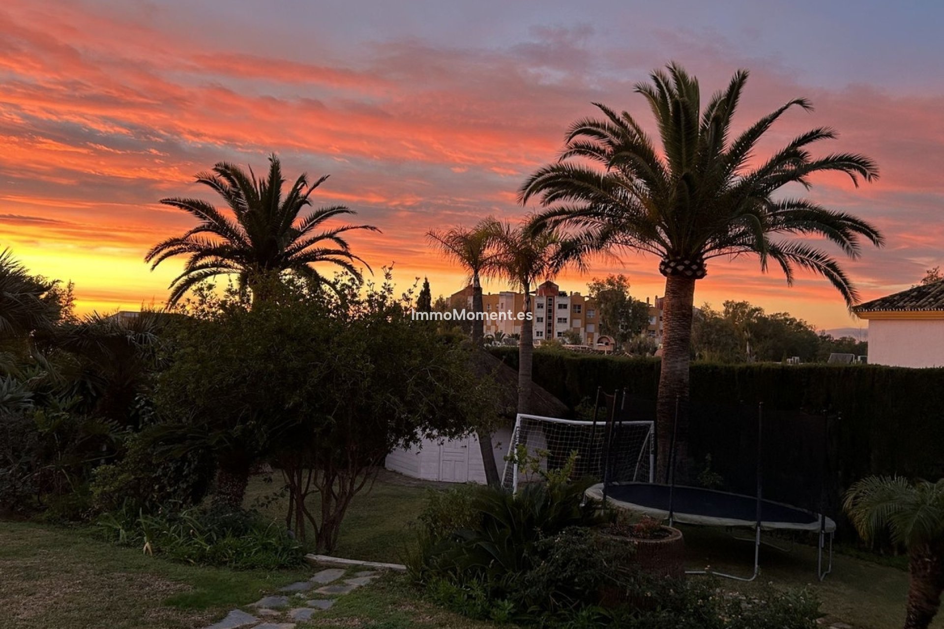 Reventa - Villa independiente - Estepona  - New Golden Mile