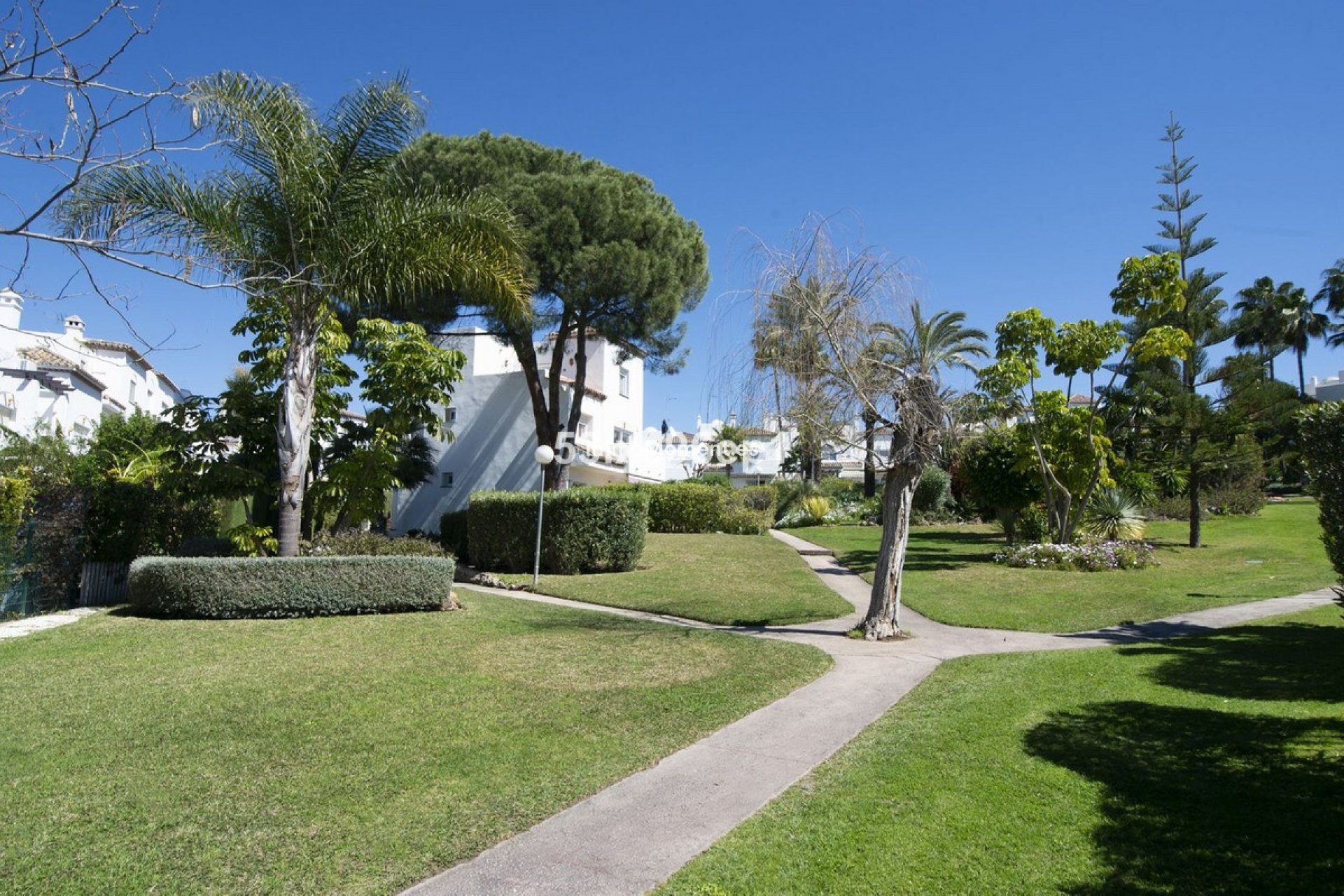 Reventa - Villa independiente - Estepona  - New Golden Mile