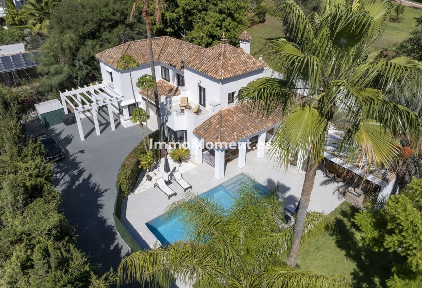 Reventa - Villa independiente - Estepona  - New Golden Mile
